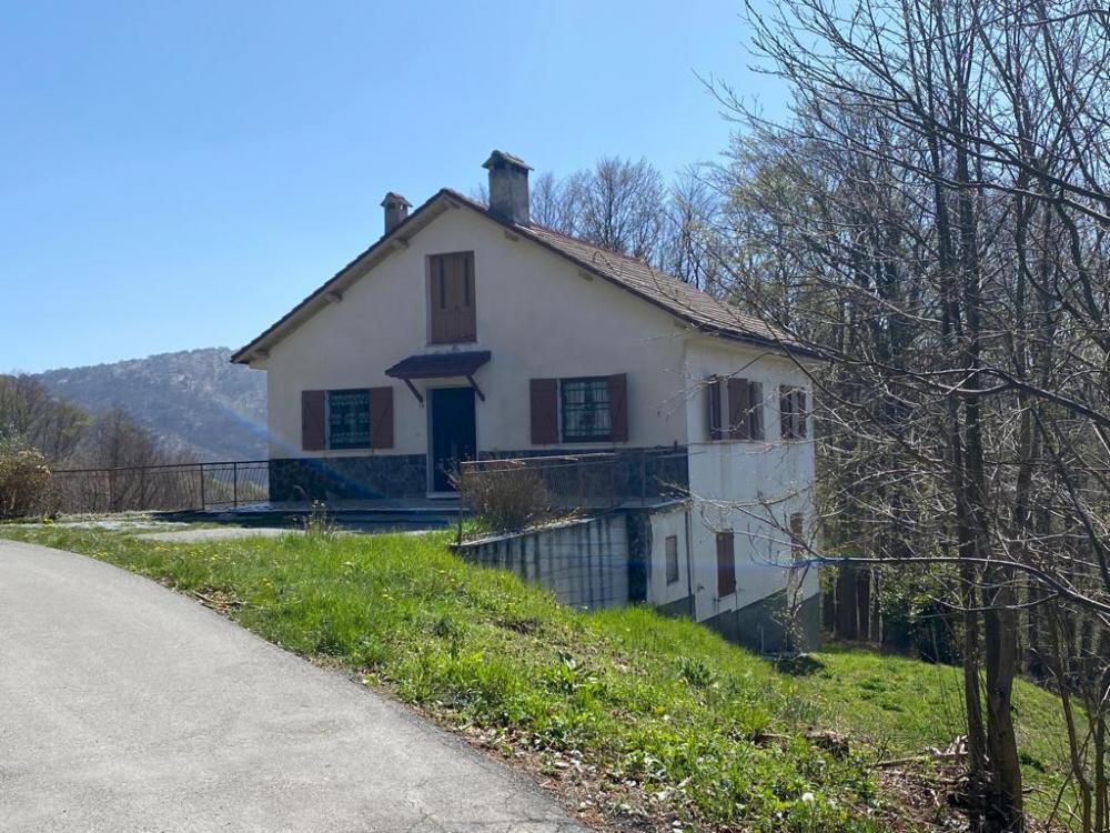 villa indipendente in vendita a Urbe