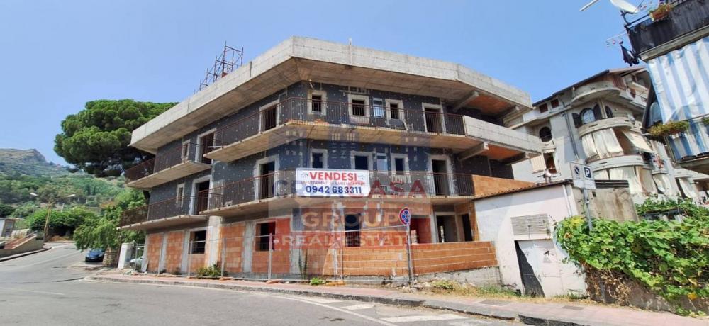Appartamento trilocale in vendita a Giardini Naxos - Appartamento trilocale in vendita a Giardini Naxos