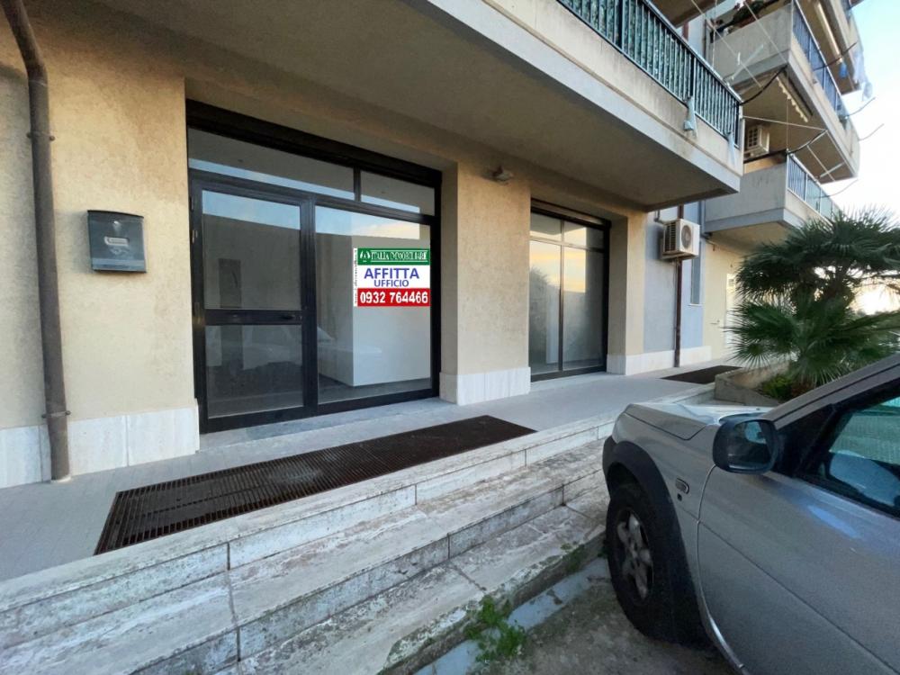 Stabile intero trilocale in affitto a modica - Stabile intero trilocale in affitto a modica
