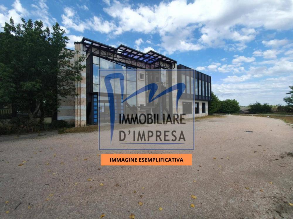 Capannone industriale in vendita a Parma - Capannone industriale in vendita a Parma