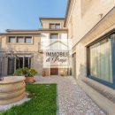 Villa indipendente plurilocale in vendita a Parma