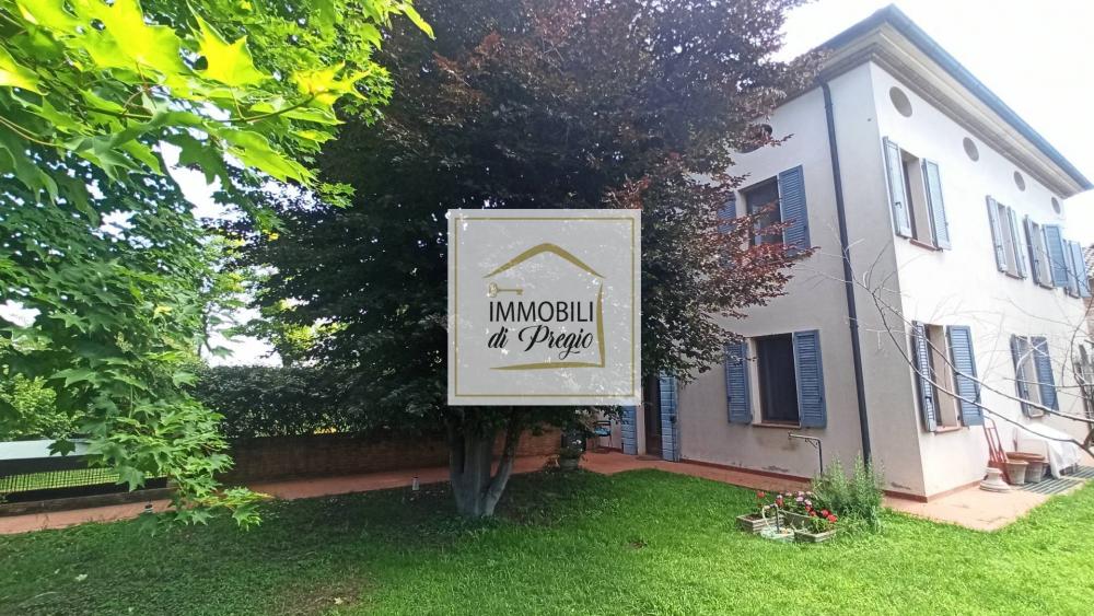 Villa plurilocale in vendita a Parma - Villa plurilocale in vendita a Parma