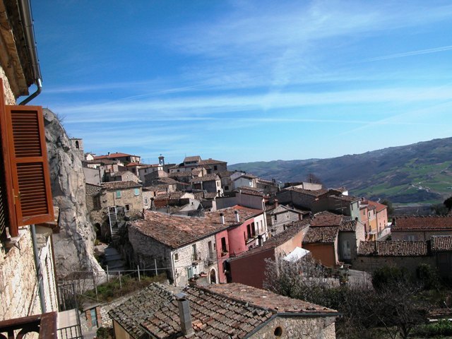 Rustico / casale plurilocale in vendita a castropignano - Rustico / casale plurilocale in vendita a castropignano