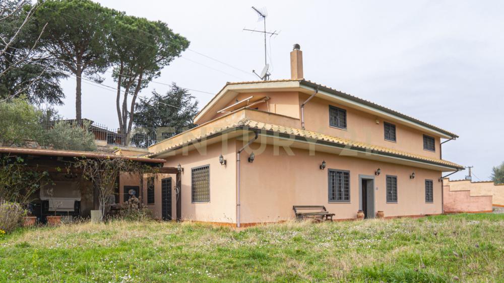 villa indipendente in vendita a Morlupo