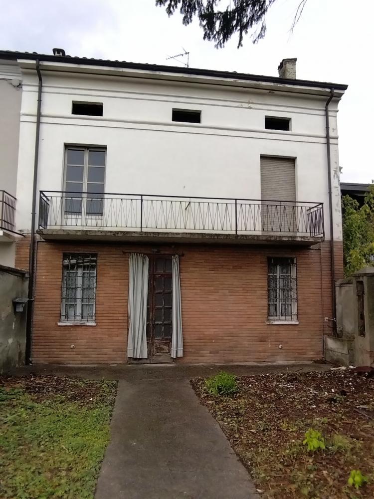 Villa indipendente plurilocale in vendita a martignana-di-po - Villa indipendente plurilocale in vendita a martignana-di-po