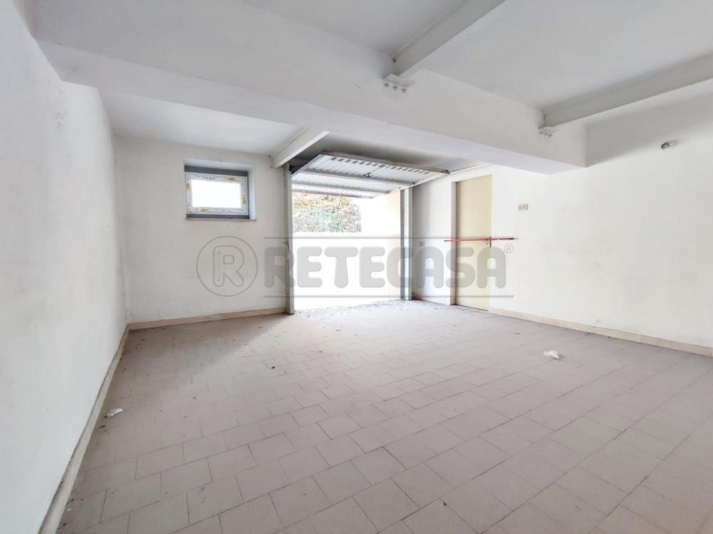 Stabile intero monolocale in vendita a sarego - Stabile intero monolocale in vendita a sarego
