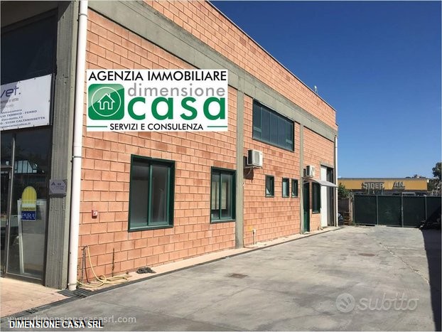 Negozio quadrilocale in vendita a San Cataldo - Negozio quadrilocale in vendita a San Cataldo