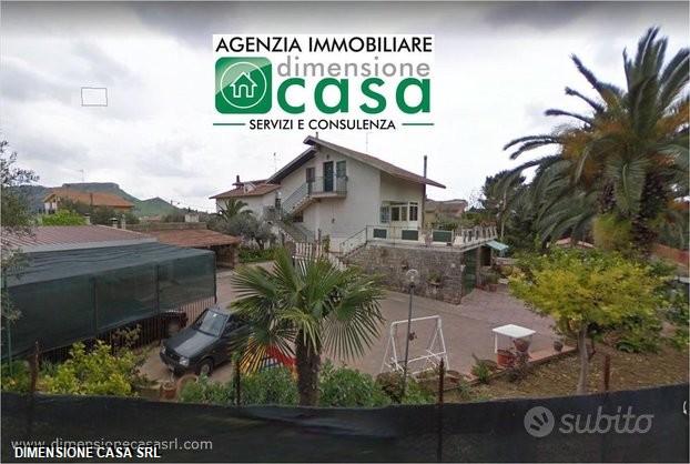 Villa in vendita a Caltanissetta - Villa in vendita a Caltanissetta
