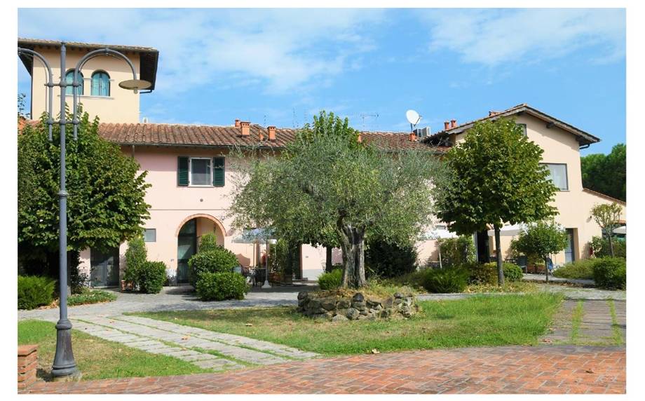 Villa indipendente in vendita a Cerreto Guidi - Villa indipendente in vendita a Cerreto Guidi
