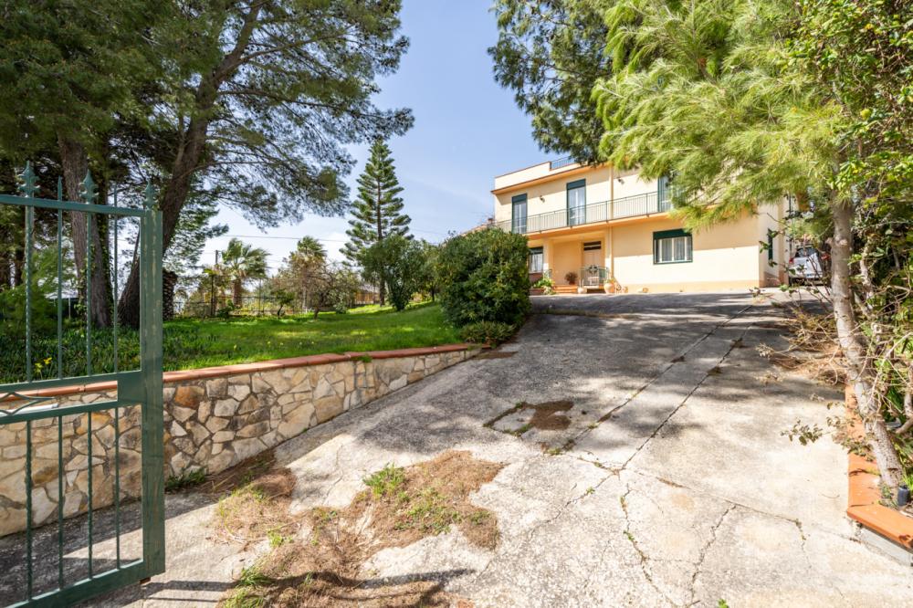 villa indipendente in vendita a Sambuca di Sicilia
