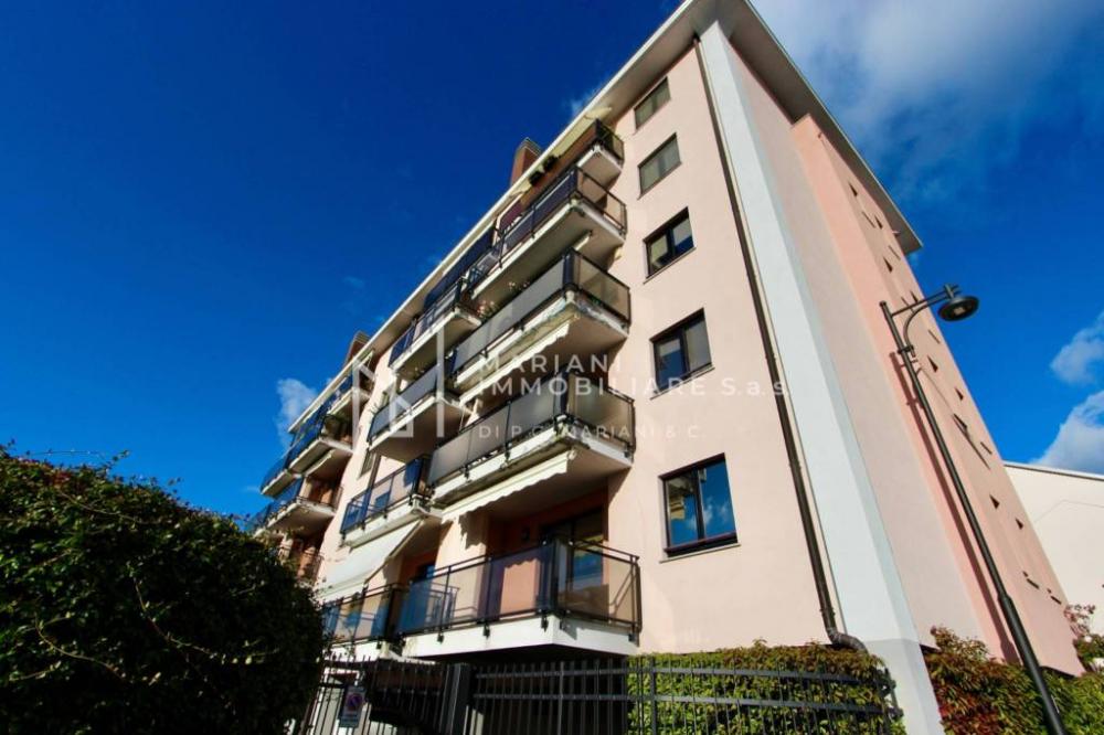 c2c1d32c2e97882b8942d33968c21b8b - Ufficio bilocale in affitto a Busto Arsizio