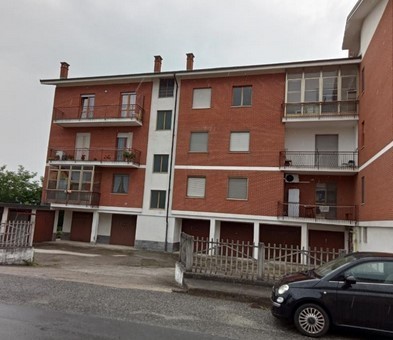Stabile intero in vendita a carru - Stabile intero in vendita a carru