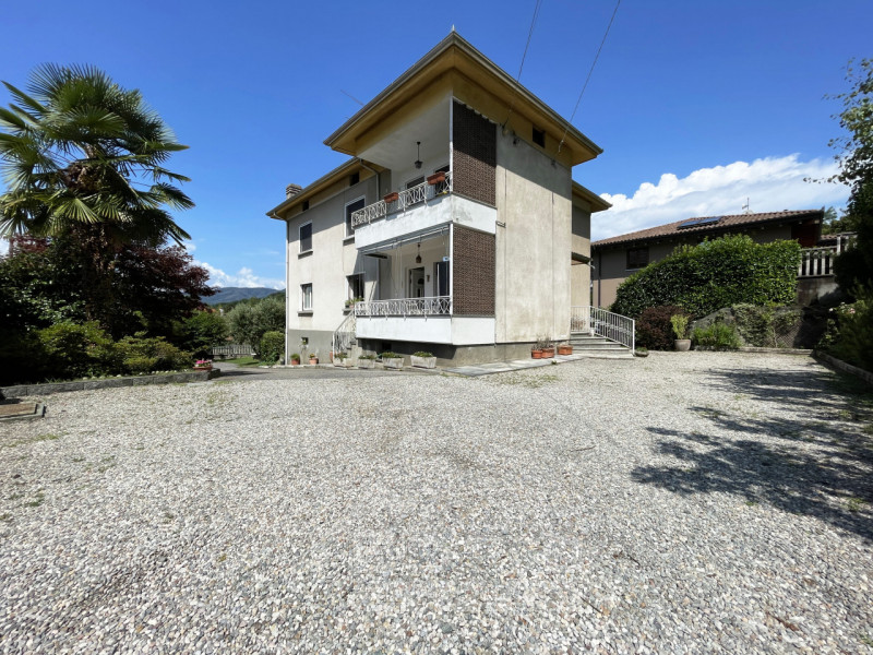 appartamento in vendita a Bolzano Novarese