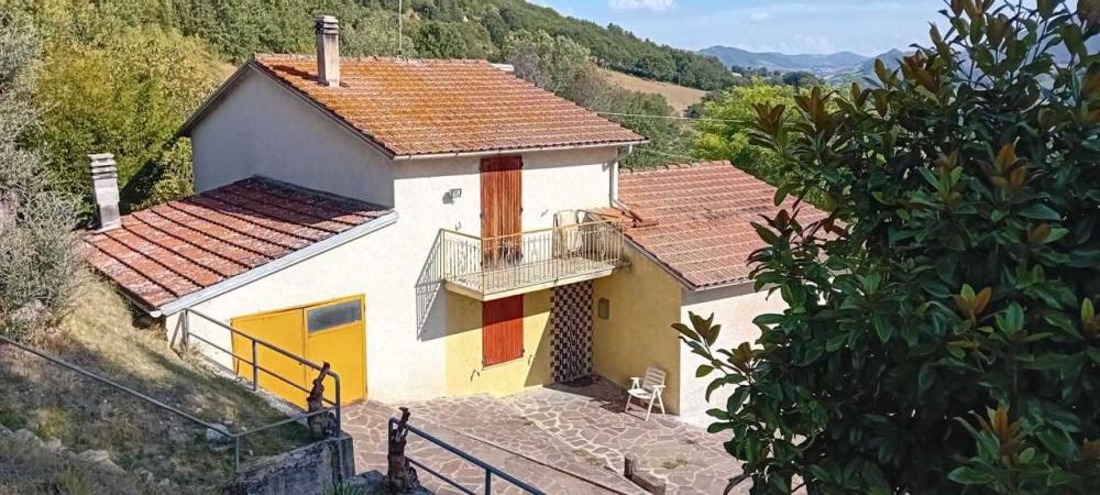 villa indipendente in vendita a Urbino