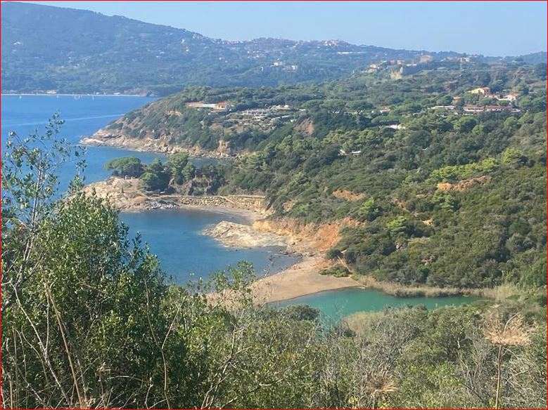 Terreno residenziale in vendita a Porto Azzurro - Terreno residenziale in vendita a Porto Azzurro