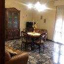 Appartamento quadrilocale in vendita a Modena