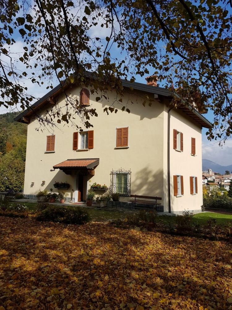 Villa indipendente plurilocale in vendita a alta-valle-intelvi - Villa indipendente plurilocale in vendita a alta-valle-intelvi