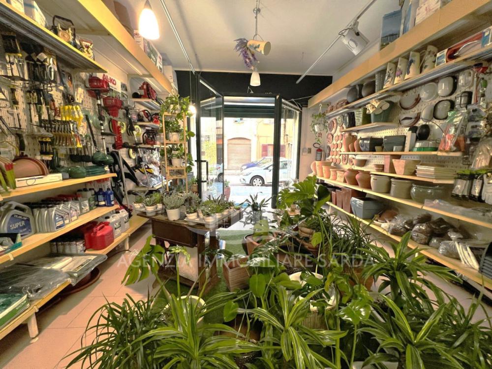 locale commerciale in vendita ad Alghero in zona Centro Storico