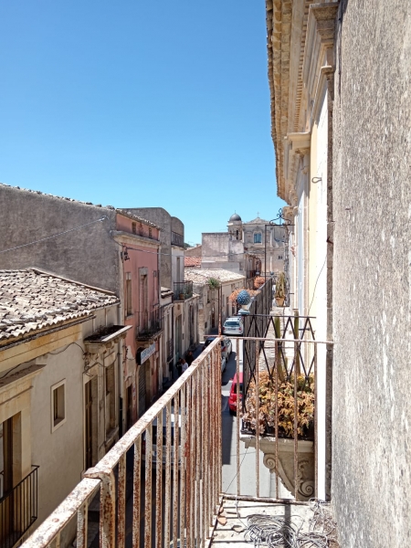 Stabile intero in vendita a Palazzolo Acreide - Stabile intero in vendita a Palazzolo Acreide