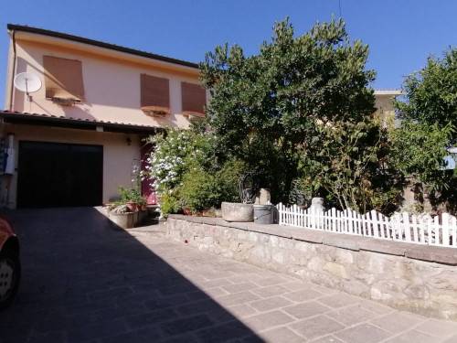 Casa plurilocale in vendita a Villa Sant'Antonio - Casa plurilocale in vendita a Villa Sant'Antonio