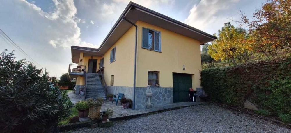 villa indipendente in vendita a Borgonovo Val Tidone