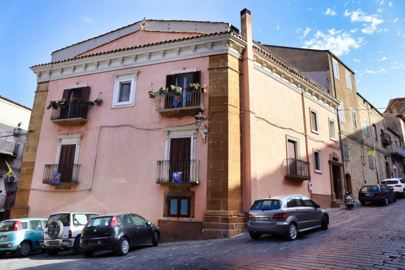 Appartamento plurilocale in vendita a piazza-armerina - Appartamento plurilocale in vendita a piazza-armerina