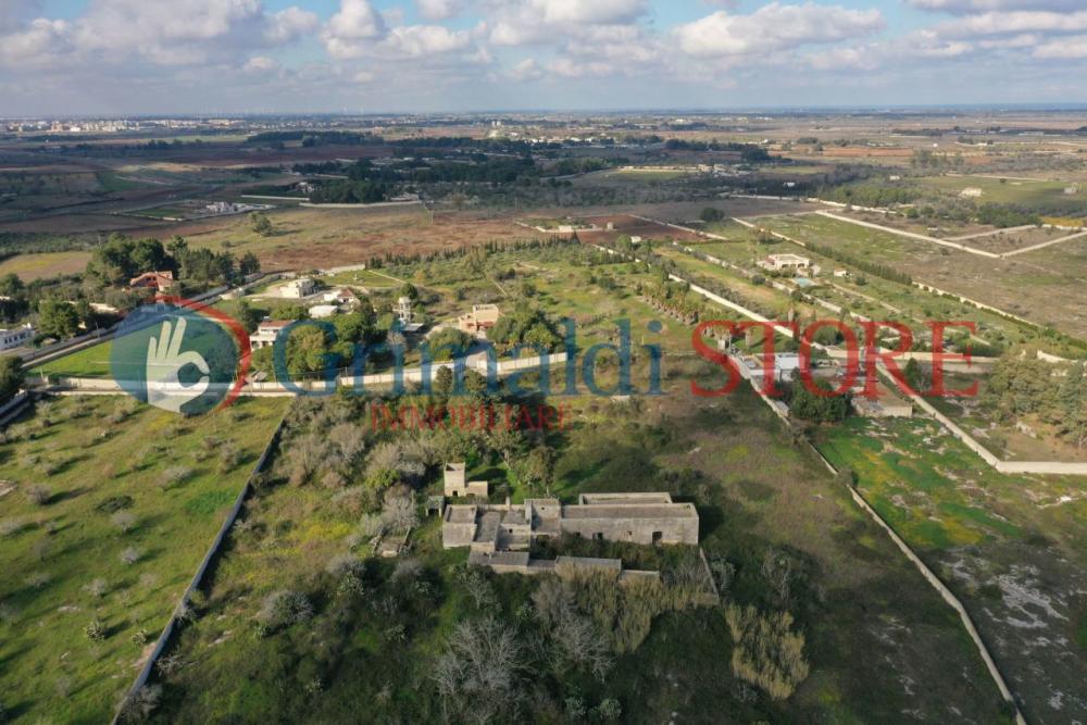 casa indipendente in vendita a Lizzanello in zona Merine