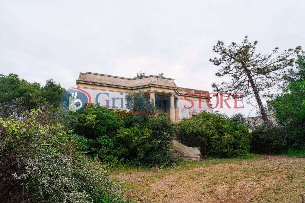 Villa indipendente plurilocale in vendita a monteroni-di-lecce - Villa indipendente plurilocale in vendita a monteroni-di-lecce