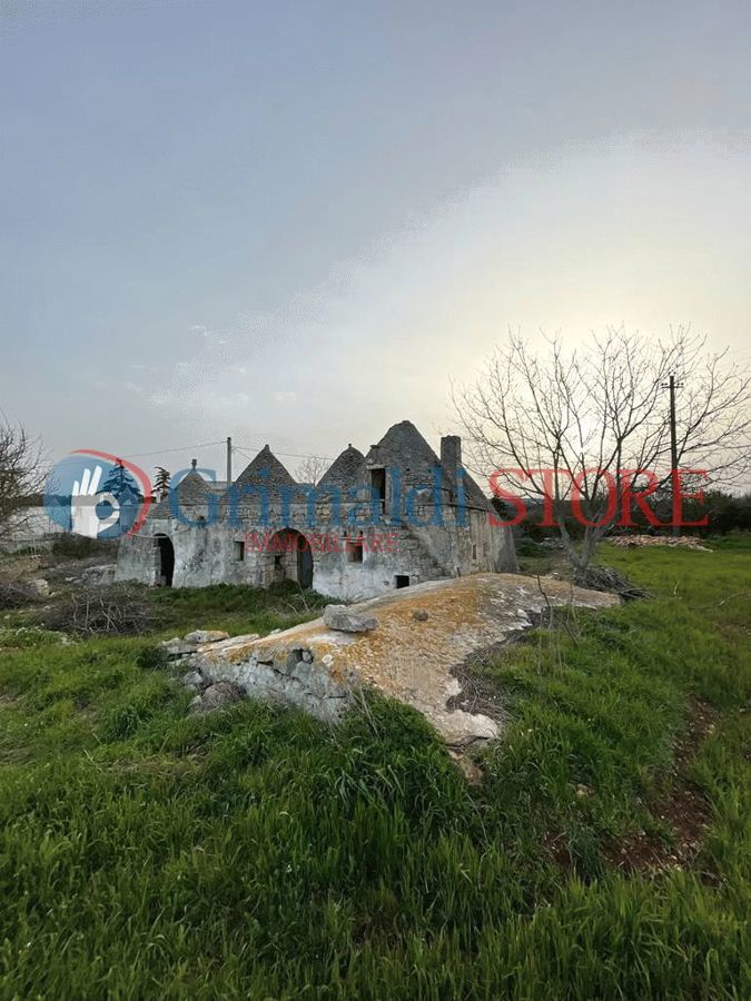 Villa indipendente plurilocale in vendita a ostuni - Villa indipendente plurilocale in vendita a ostuni