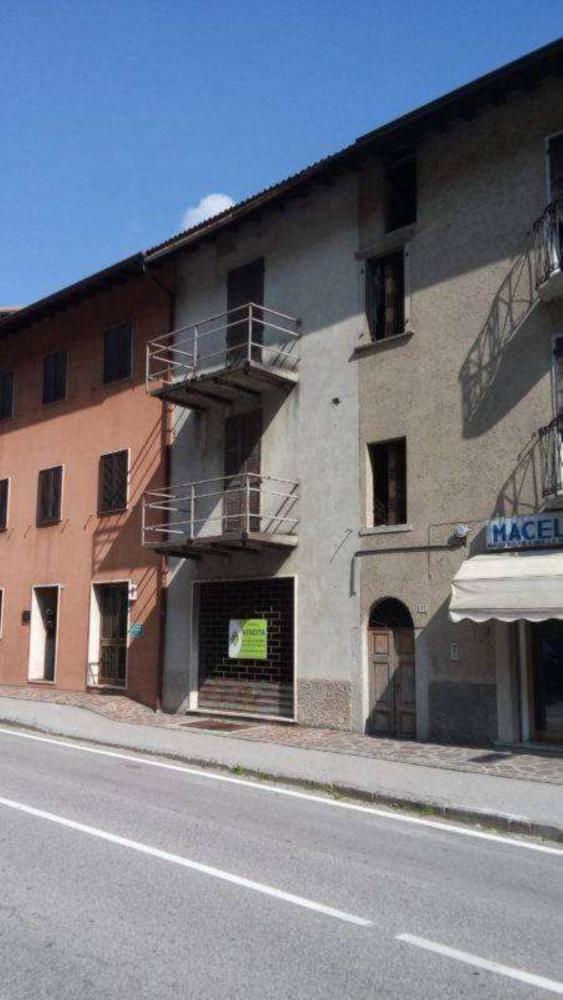 Casa plurilocale in vendita a Castel Condino - Casa plurilocale in vendita a Castel Condino