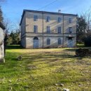 Villa plurilocale in vendita a sant-ilario-d-enza