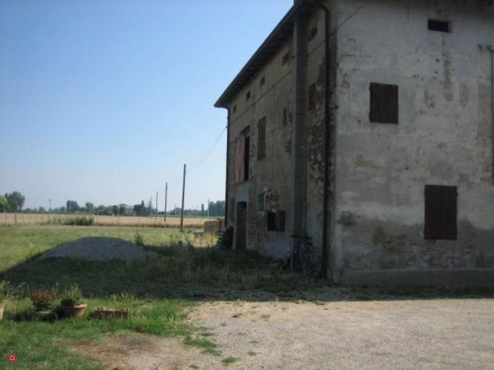 Casa plurilocale in vendita a Modena - Casa plurilocale in vendita a Modena