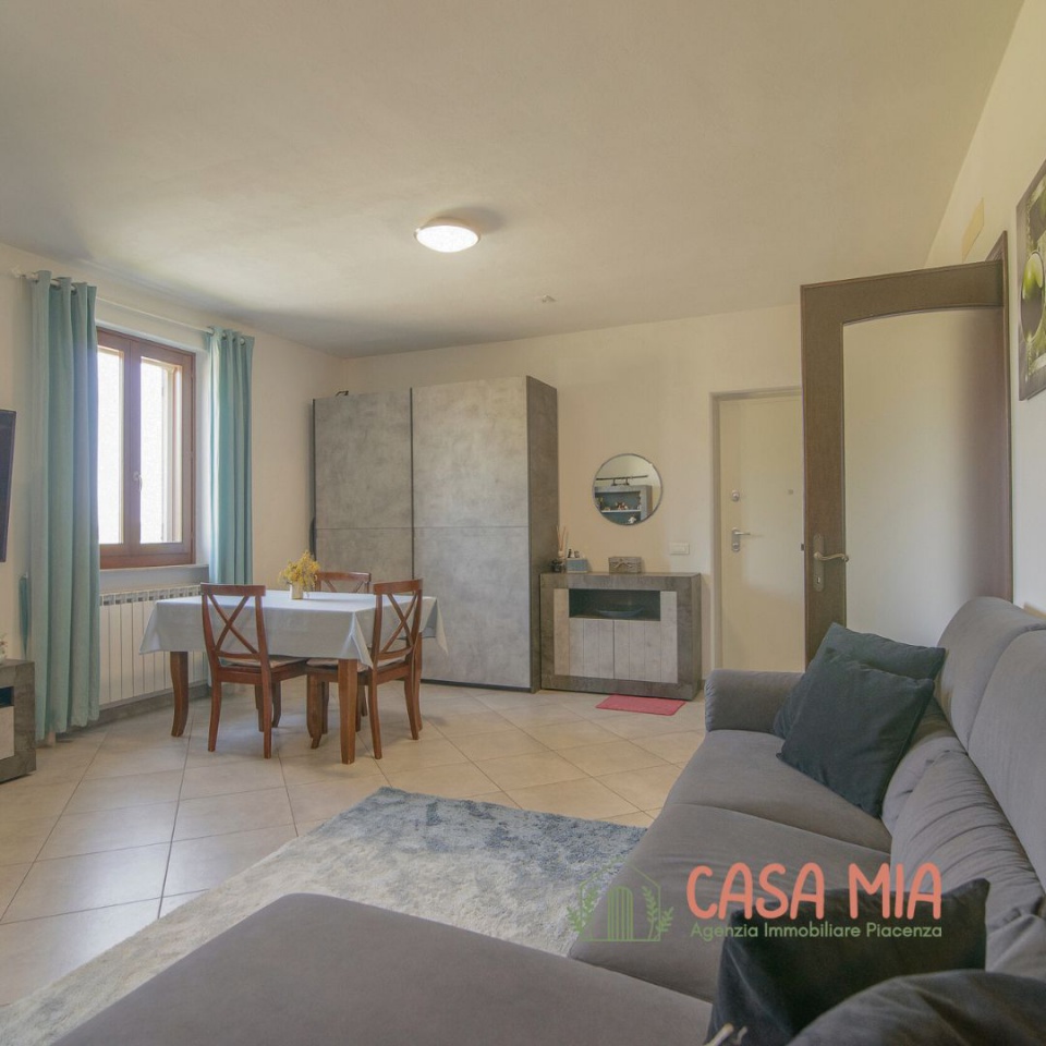 soggiorno - Casa plurilocale in vendita a Gragnano