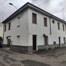 Casa plurilocale in vendita a cerro-maggiore