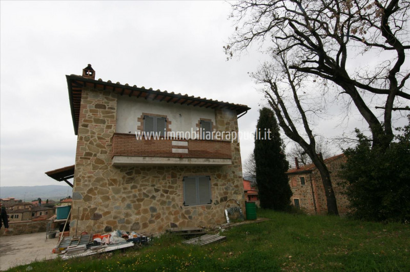 casa in vendita a Lucignano