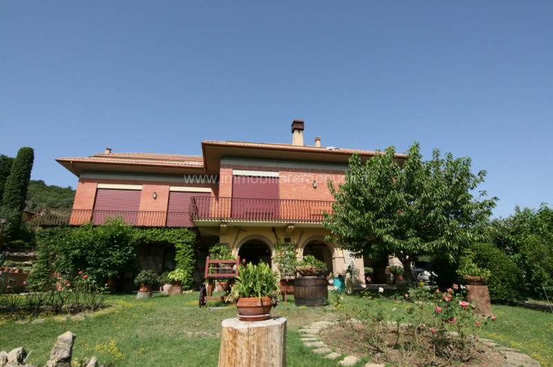 Villa plurilocale in vendita a sarteano - Villa plurilocale in vendita a sarteano