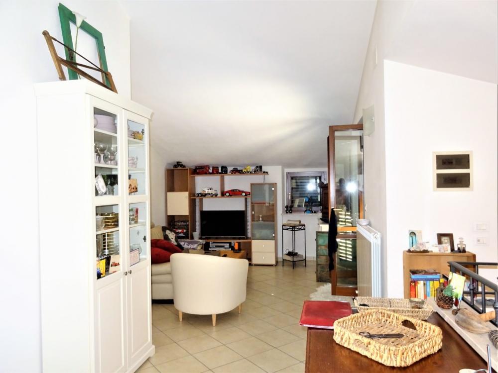 Appartamento trilocale in vendita a Castelvecchio - Appartamento trilocale in vendita a Castelvecchio
