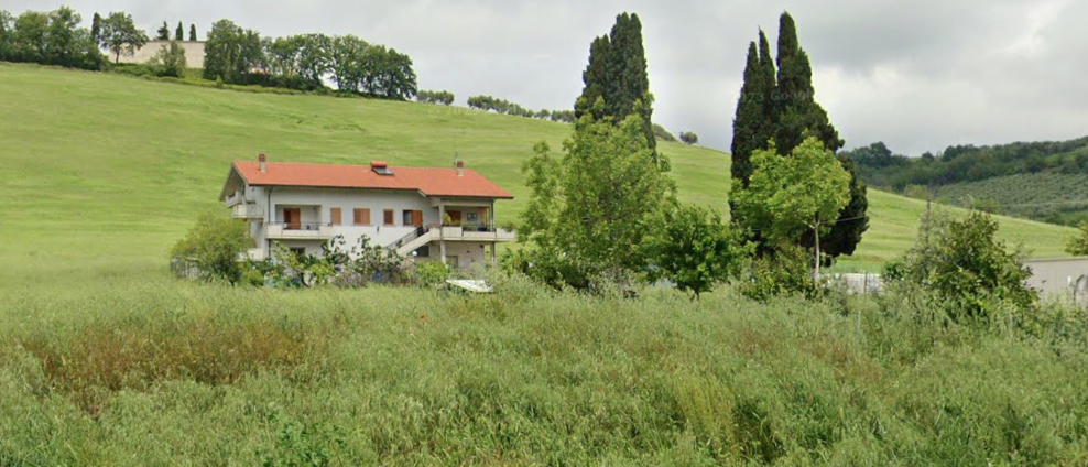 Villa indipendente plurilocale in vendita a Castelnuovo vomano - Villa indipendente plurilocale in vendita a Castelnuovo vomano