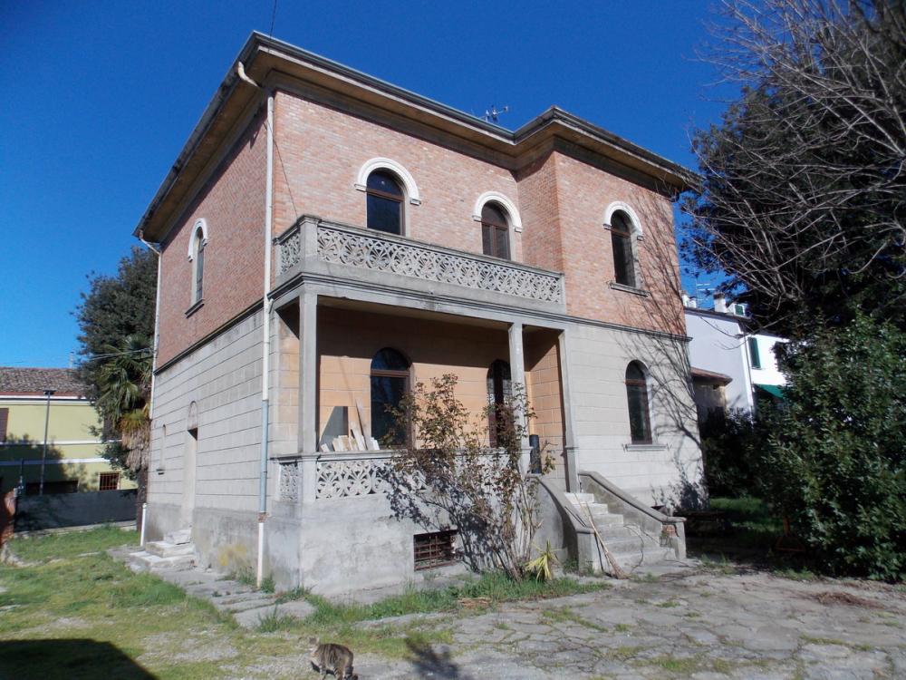 Veduta - Villa plurilocale in vendita a forlimpopoli