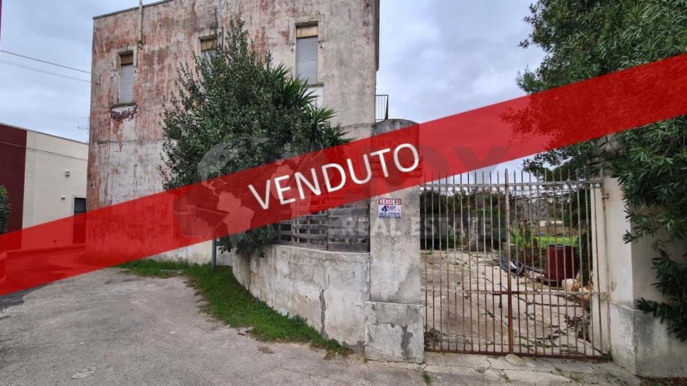 villa indipendente in vendita a Monteroni di Lecce