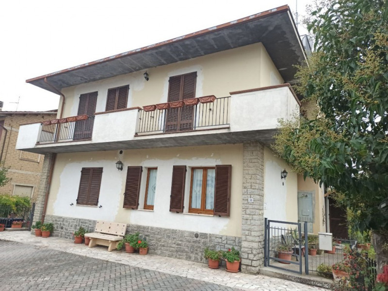 Casa plurilocale in vendita a citta-della-pieve - Casa plurilocale in vendita a citta-della-pieve