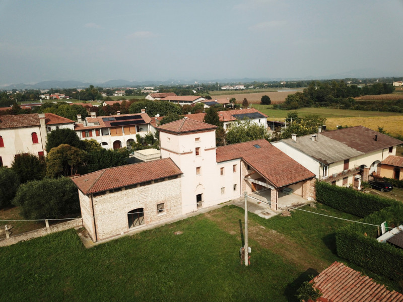 villa in vendita a Cassola
