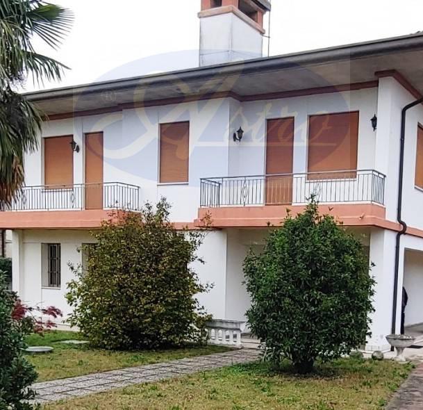 villa indipendente in vendita a Riese Pio X