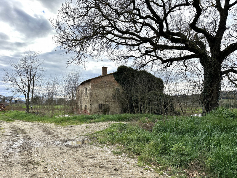 Rustico / casale in vendita a perugia - Rustico / casale in vendita a perugia