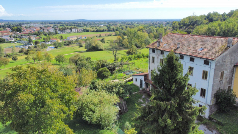 Bifamiliare plurilocale in vendita a san-vito-di-leguzzano - Bifamiliare plurilocale in vendita a san-vito-di-leguzzano