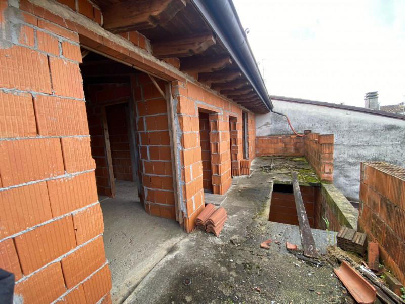 Rustico / casale in vendita a dello - Rustico / casale in vendita a dello