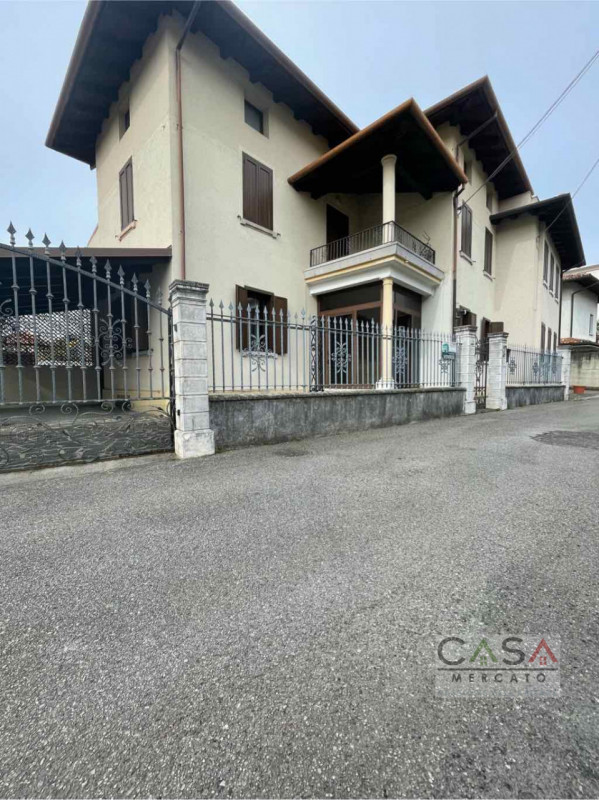 Villa plurilocale in vendita a pordenone - Villa plurilocale in vendita a pordenone