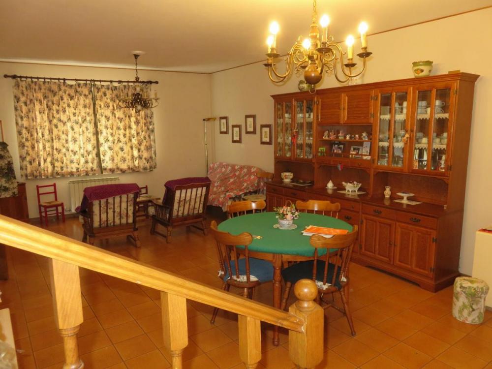 Casa in linea quadricamere in vendita a Gemona del Friuli - Casa in linea quadricamere in vendita a Gemona del Friuli