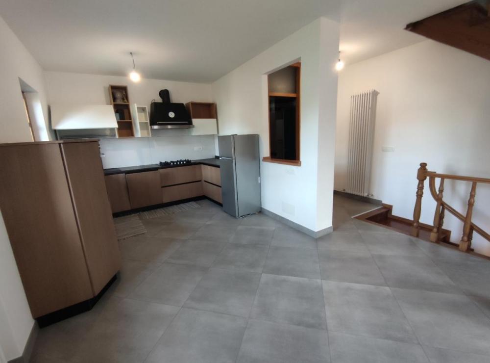 Cucina/soggiorno - Casa bicamere in vendita a Gemona del Friuli