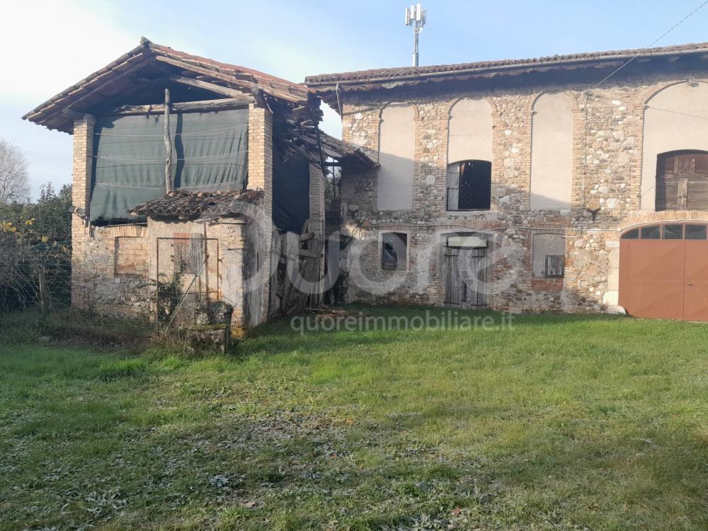 Rustico / casale plurilocale in vendita a Udine - Rustico / casale plurilocale in vendita a Udine